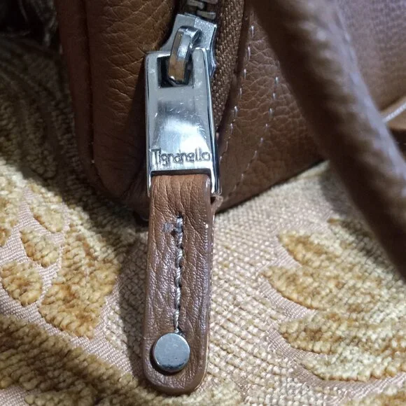 👉LAST CHANCE‼️ Tignanello 100% Leather  X-Bodies Organizer Messenger Bag - Picture 4 of 13